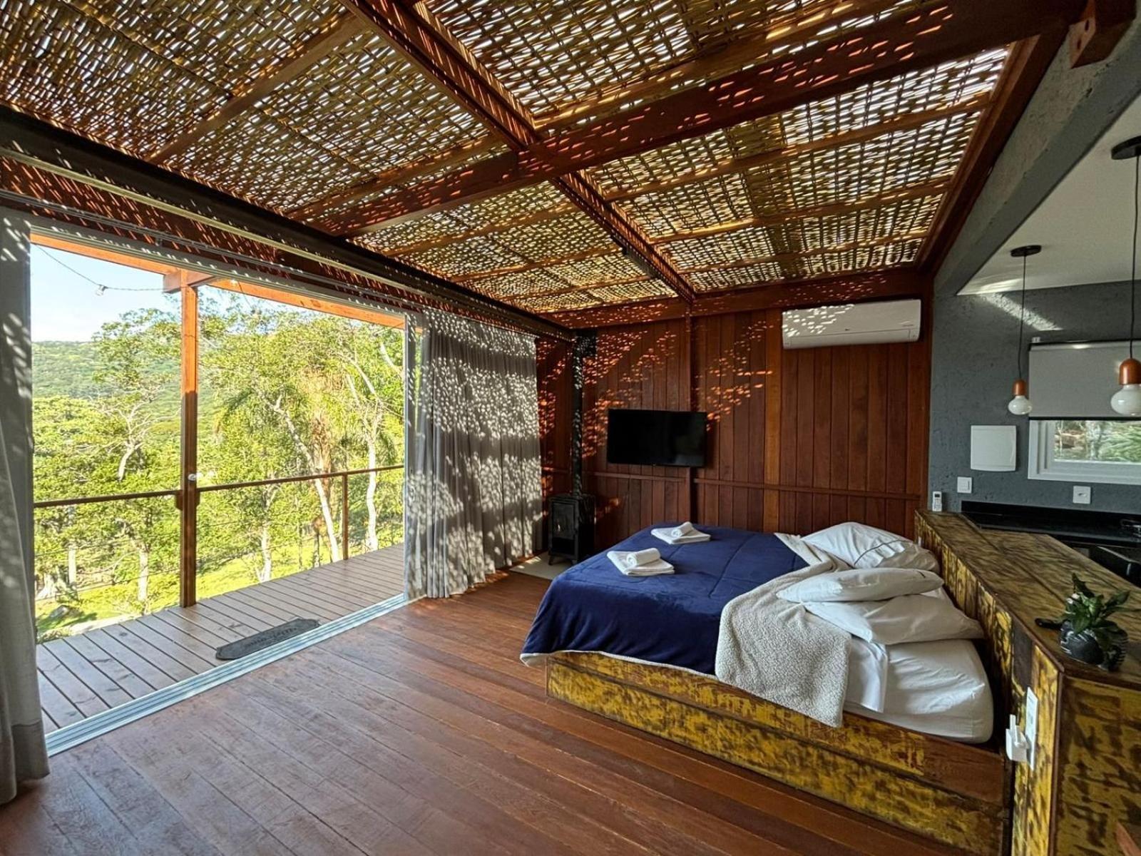 Casa De Vidro Alto Padrao - Hospedar Com Proposito *